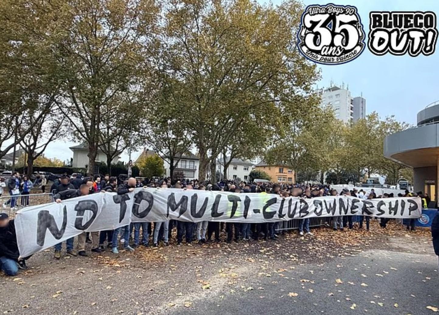 pg模拟器-不满主帅赛季中被挖，白学堡球迷将继续上街抗议切尔西母公司