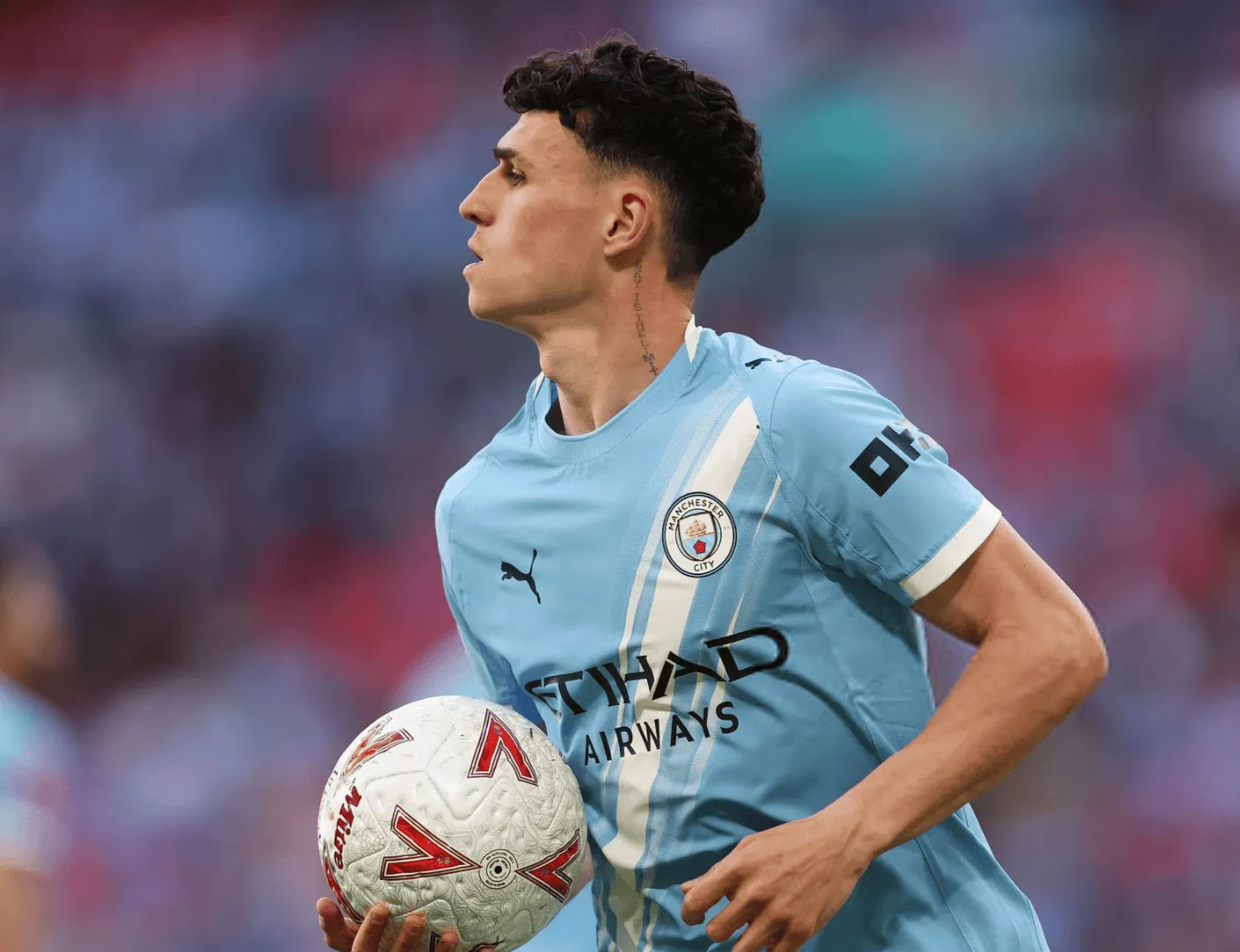 pg电子河南站-福登本场2射0正，3夺回球权1关键传球，对抗4胜3